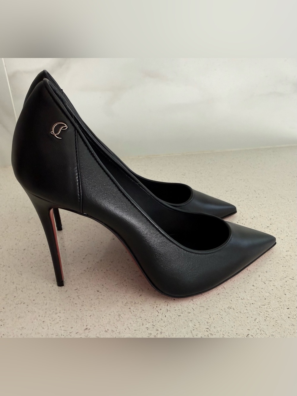 Christian Louboutin Sporty Kate Pointed Toe 100mm Pump EU 38 US 8